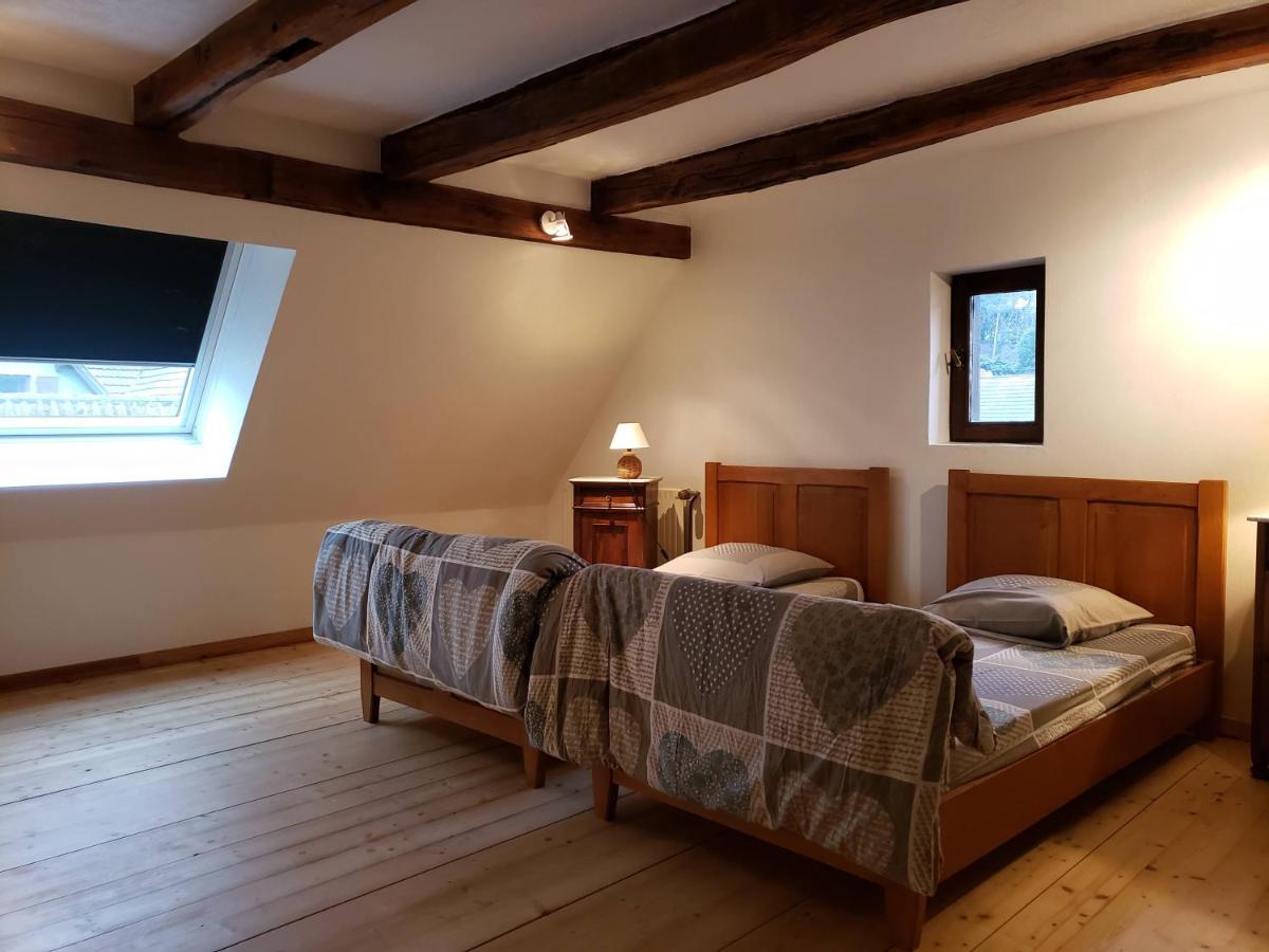 Gite Au Petit Ruisseau-Etage Et Combles-Maison Alsacienne 4 Personnes 4 Nuitees Minimum Langensoultzbach Exterior foto